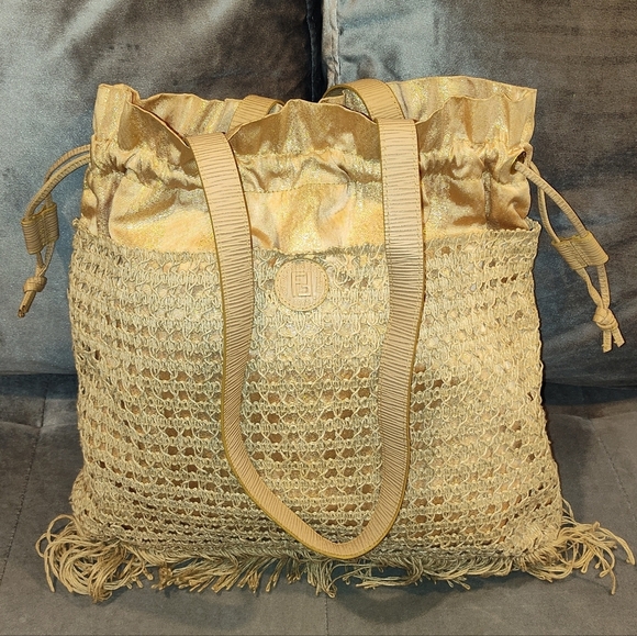 RARE FENDI S.A.S ZUCCA CROCHET GOLD  METALLIC DRAW-STRING FRINGE SHOULDER BAG - Picture 2 of 16